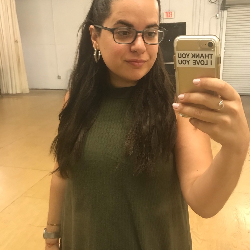 Meet your Posher, Carolina